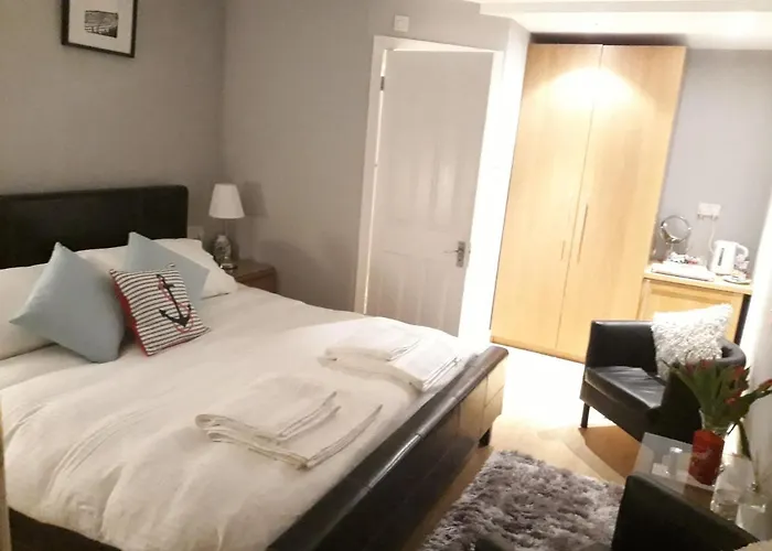 Coast 77 B&B